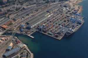 zračna snimka kontejnerskoga terminala 'Brajdica'